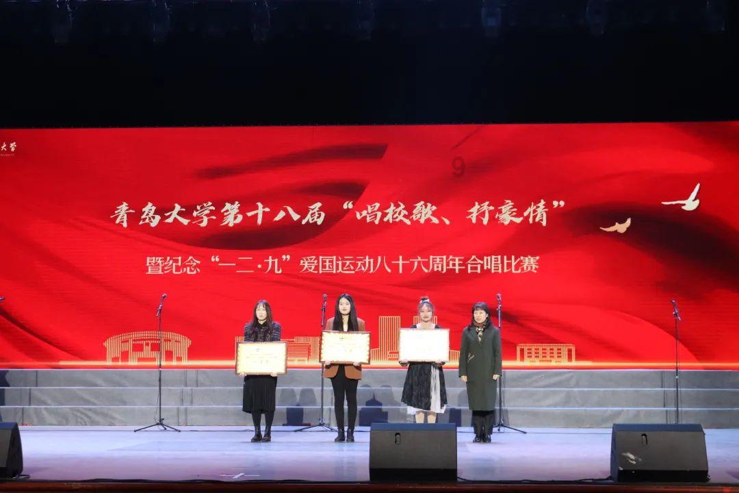 《幻兽帕鲁》服务器崩溃？开发团队：正全力以赴回应